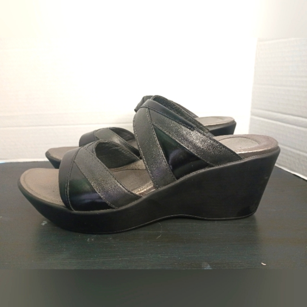 Naot Siren Wedge Sandals Size 42 US 11 Black Slide Platform Comfort Minimalist